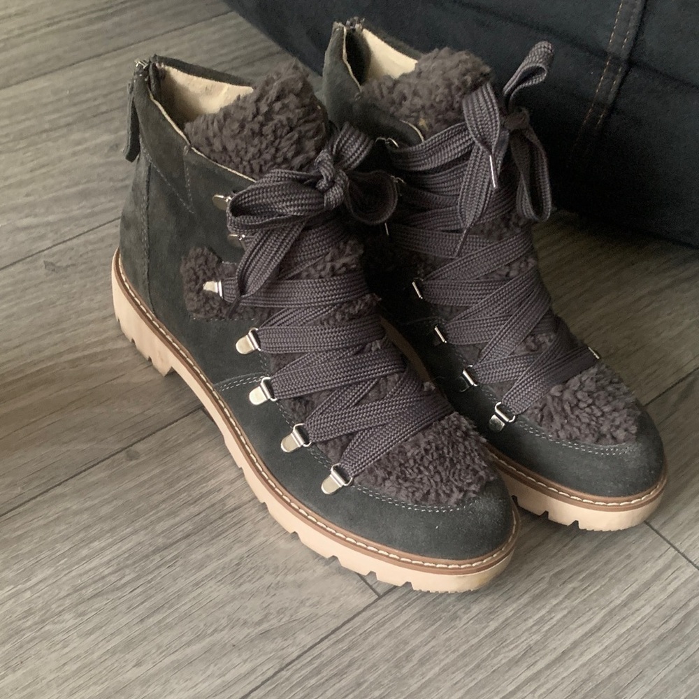 Dolce Vita Gray Shearling Lace-Up Boots - Picture 7 of 7